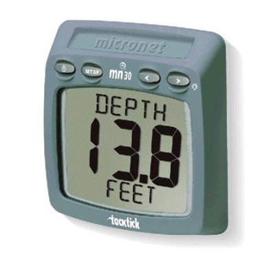 Raymarine entry level digital speed or depth Raymarine entry level digital speed or depth
