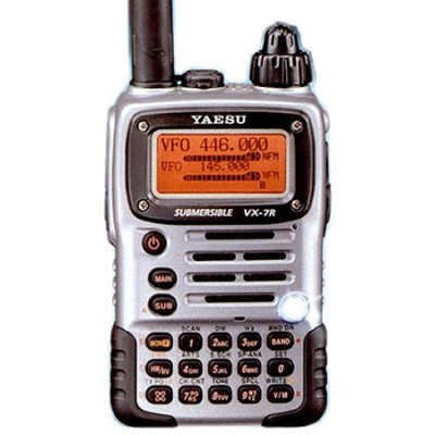 Портативная радиостанция Yaesu VX-7R Портативная радиостанция Yaesu VX-7R